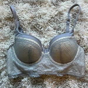 Victoria’s Secret lined Demi
